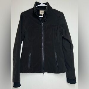 Roots outdoors softshell jacket women’s size S black full zip long sleeve